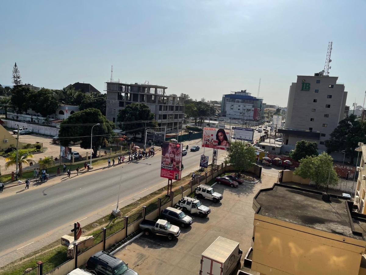 Boulevard Palace Hotel Monrovia Dış mekan fotoğraf