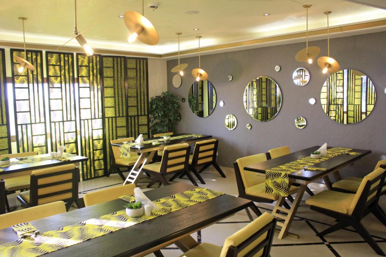 Boulevard Palace Hotel Monrovia Dış mekan fotoğraf