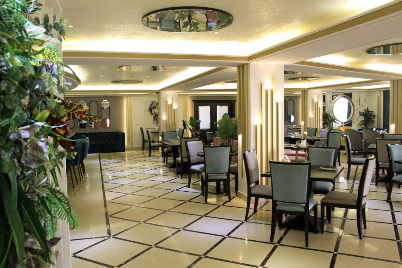 Boulevard Palace Hotel Monrovia Dış mekan fotoğraf