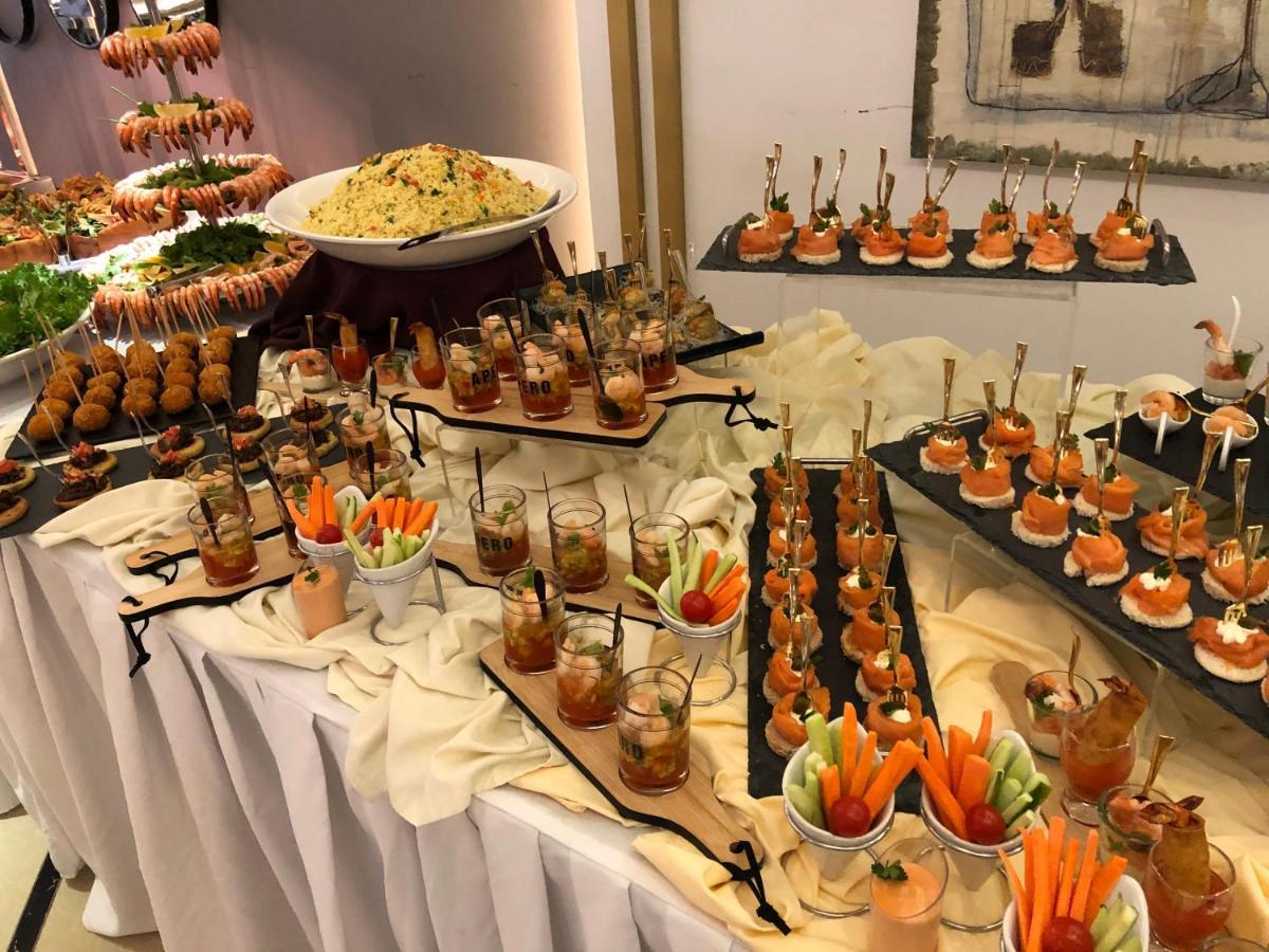 Boulevard Palace Hotel Monrovia Dış mekan fotoğraf